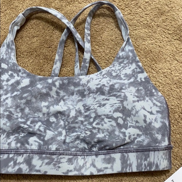 ❌Sold❌ Lululemon Summer Shade Ice Grey Energy Bra - Picture 3 of 11